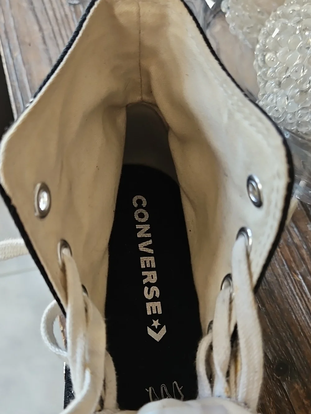 Converse high top